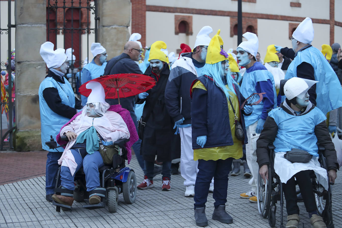 Así fue el desfile de carnaval de Gijón: una multitud y despliegue de originalidad