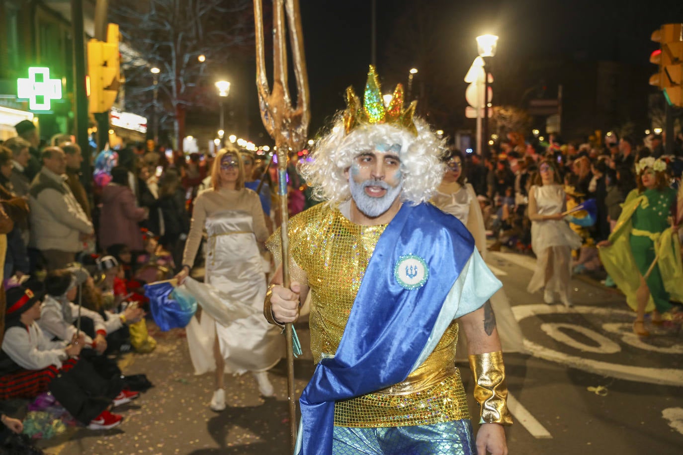 Así fue el desfile de carnaval de Gijón: una multitud y despliegue de originalidad