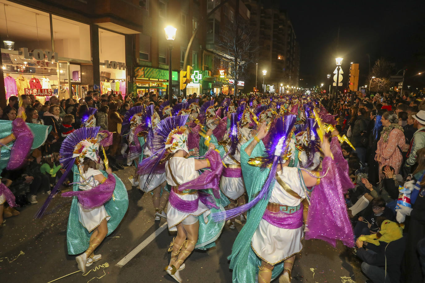 Así fue el desfile de carnaval de Gijón: una multitud y despliegue de originalidad