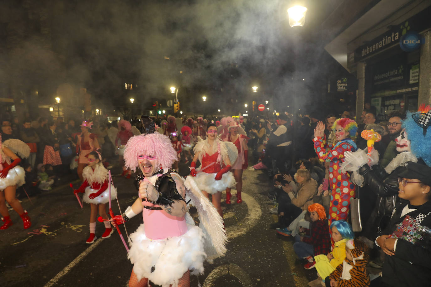 Así fue el desfile de carnaval de Gijón: una multitud y despliegue de originalidad