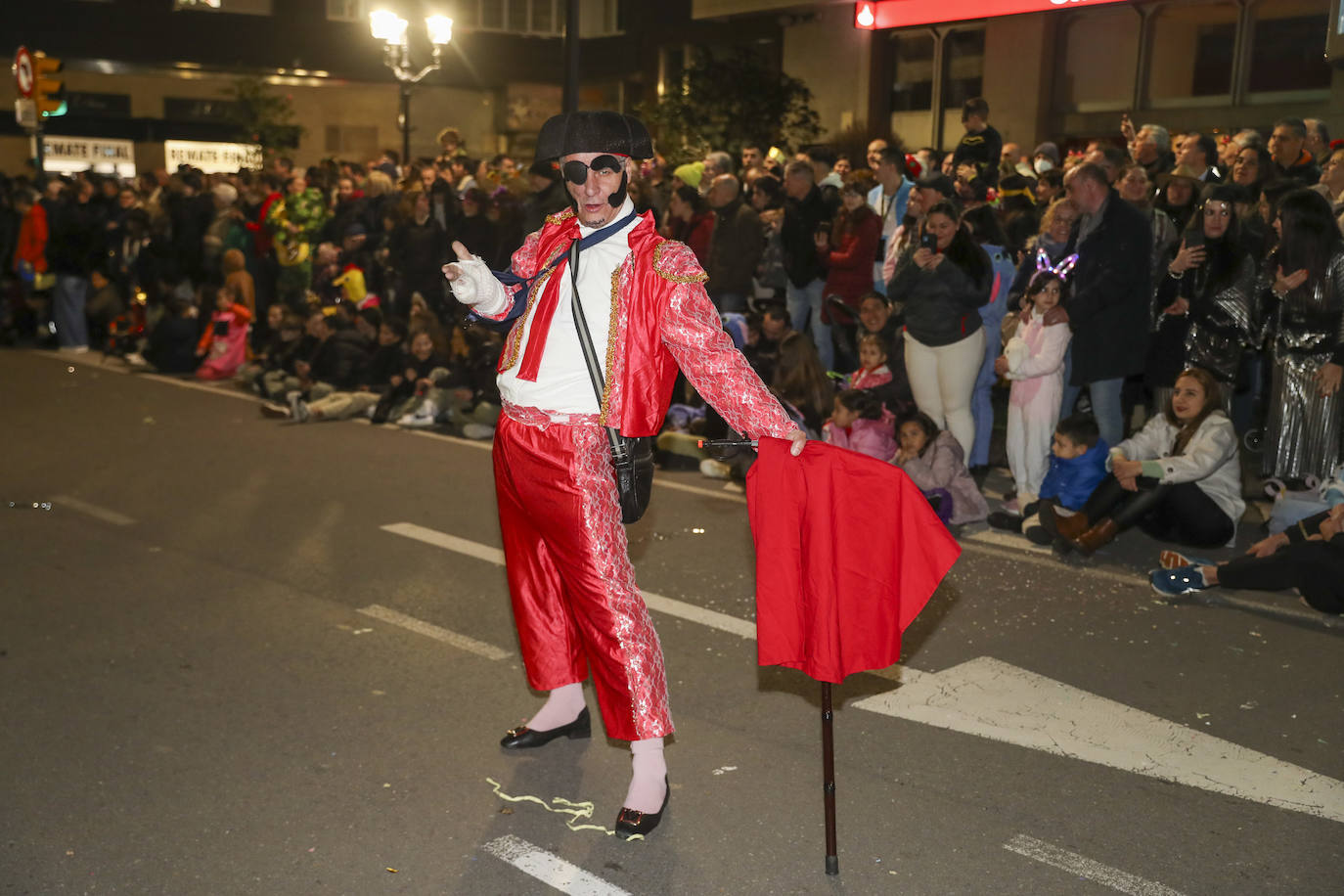 Así fue el desfile de carnaval de Gijón: una multitud y despliegue de originalidad