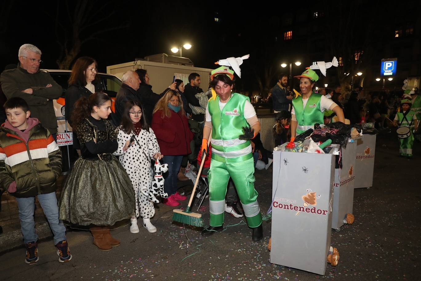 Así fue el desfile de carnaval de Gijón: una multitud y despliegue de originalidad