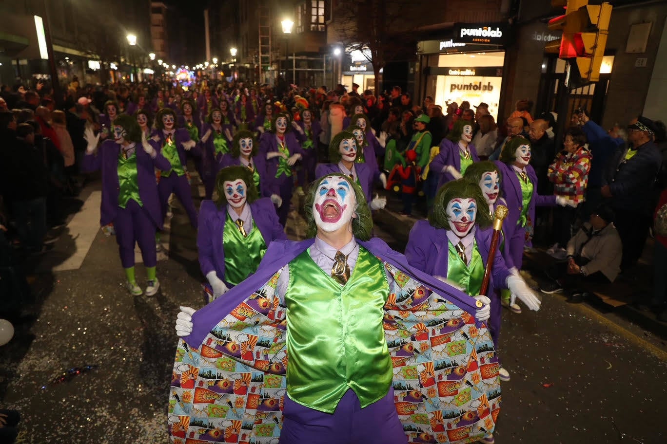 Así fue el desfile de carnaval de Gijón: una multitud y despliegue de originalidad