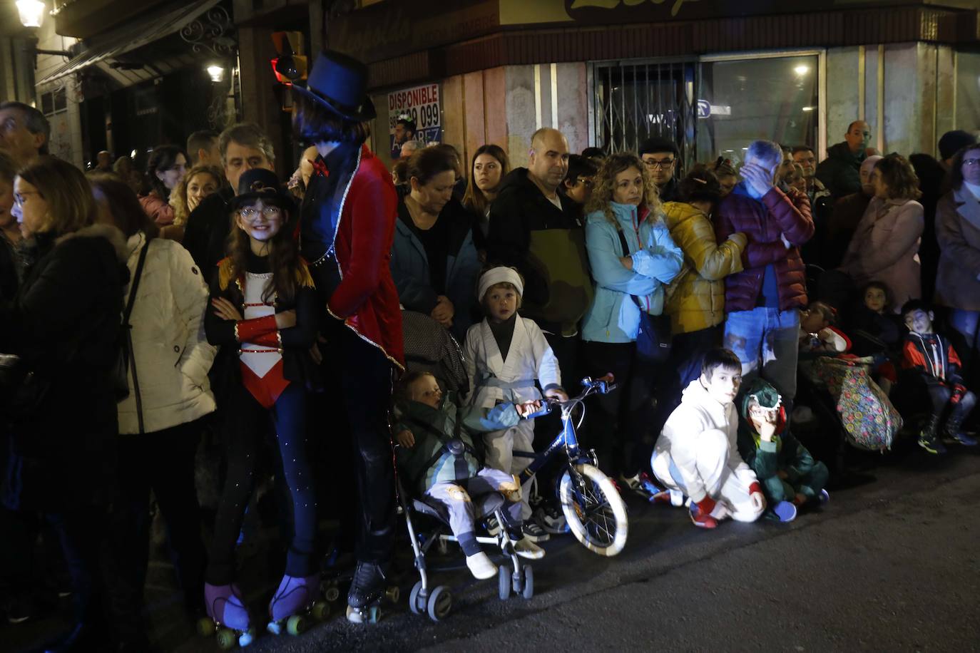 Gijón despide a su sardina y pone fin al Antroxu: todas las imágenes del Martes de Carnaval