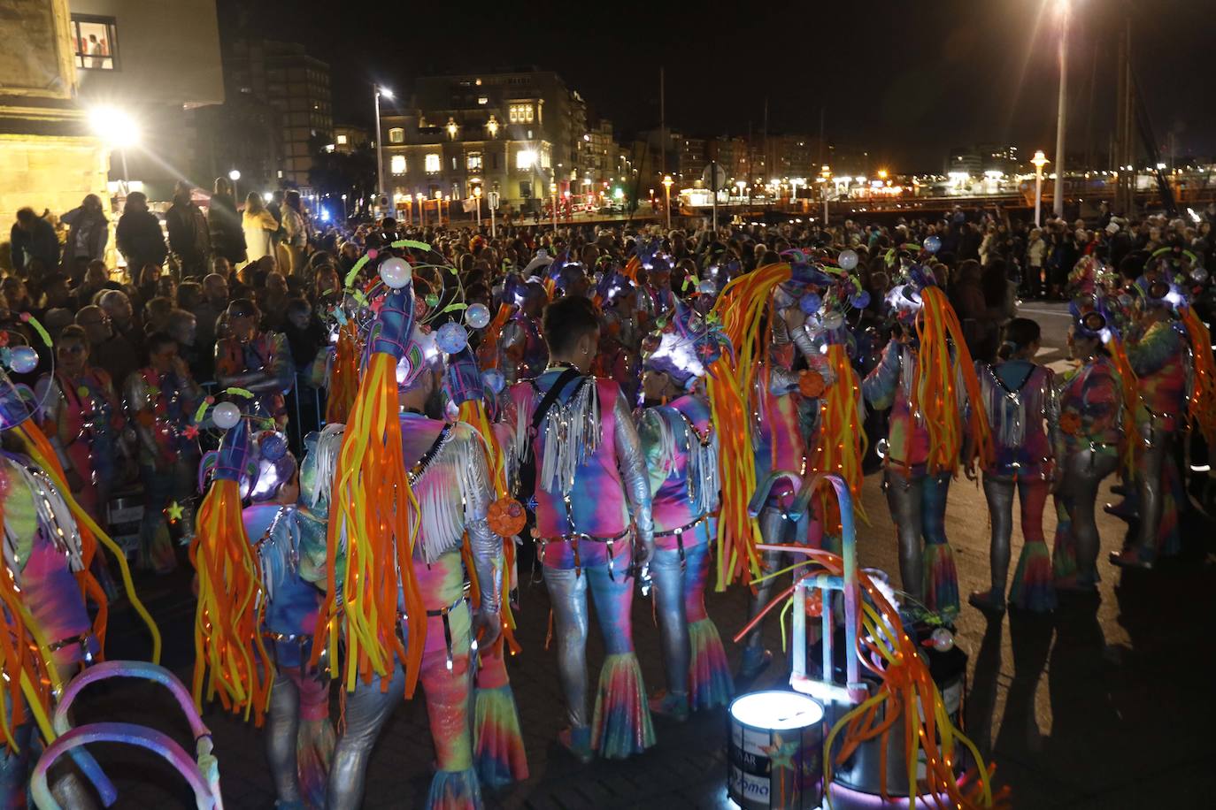 Gijón despide a su sardina y pone fin al Antroxu: todas las imágenes del Martes de Carnaval