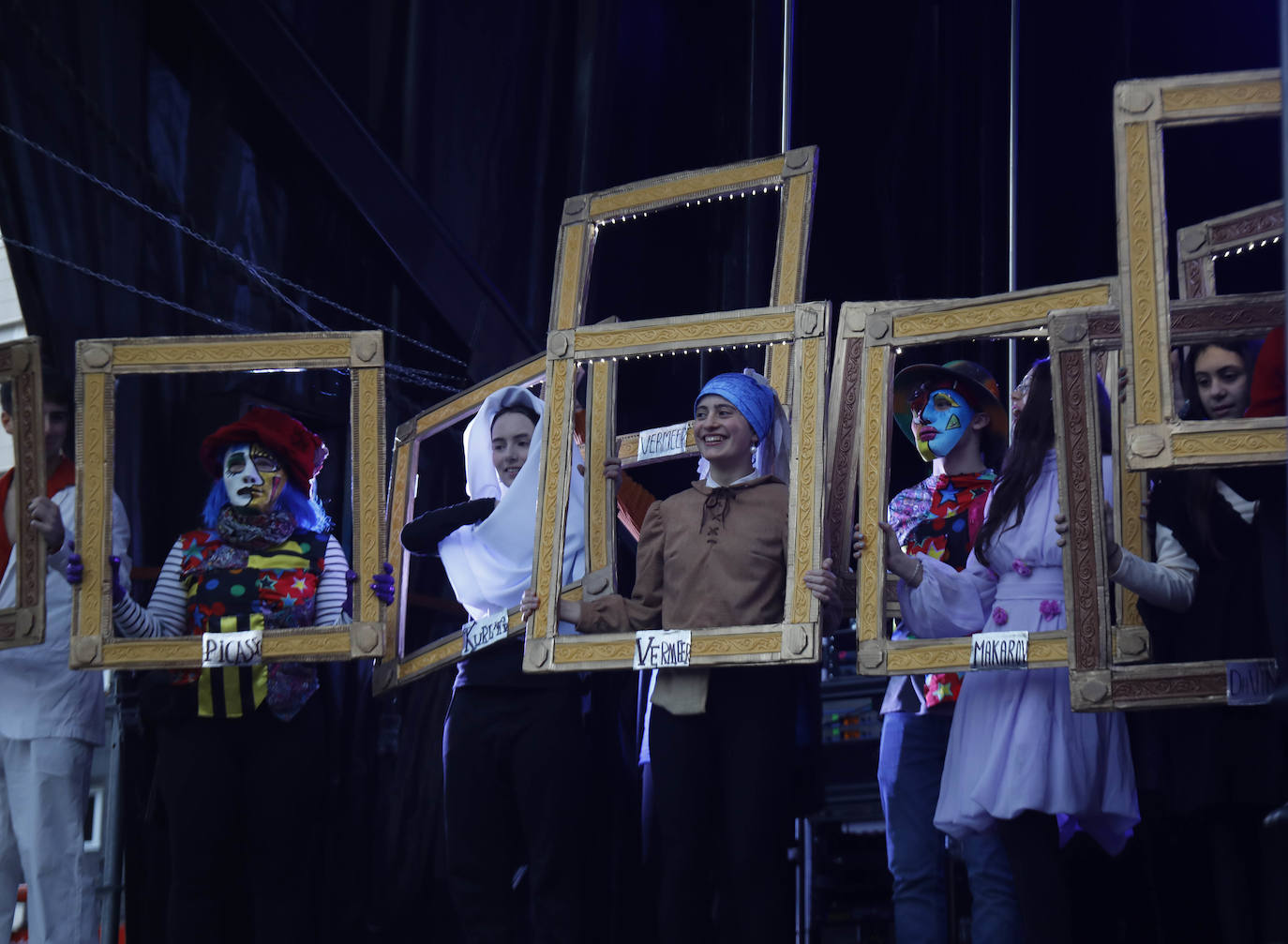 Gijón despide a su sardina y pone fin al Antroxu: todas las imágenes del Martes de Carnaval