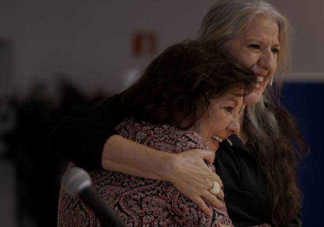 Carmen Linares y María Pagés, en un frame del documental.