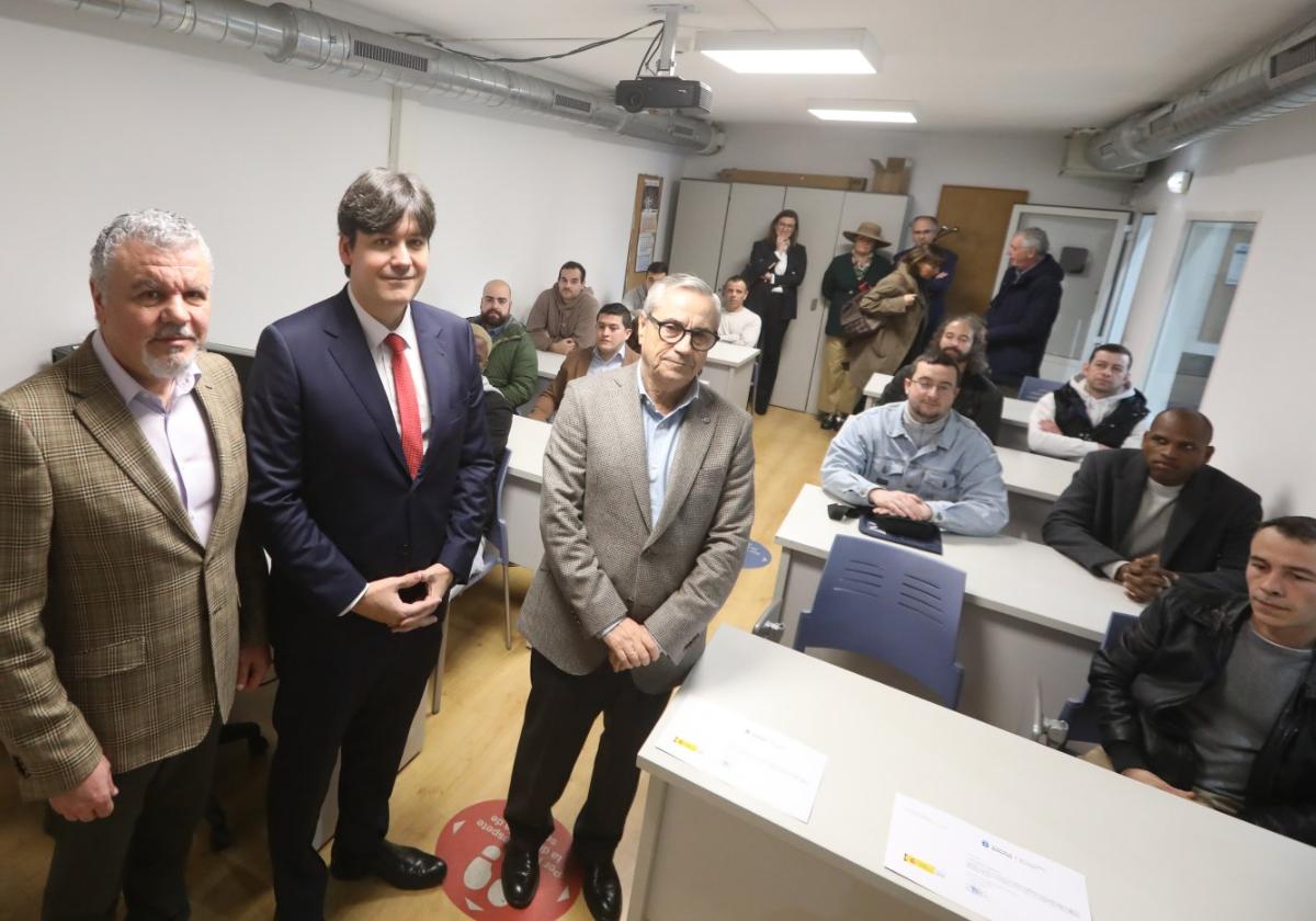 700 desempleados se formaron en 2023 en cursos a la carta
