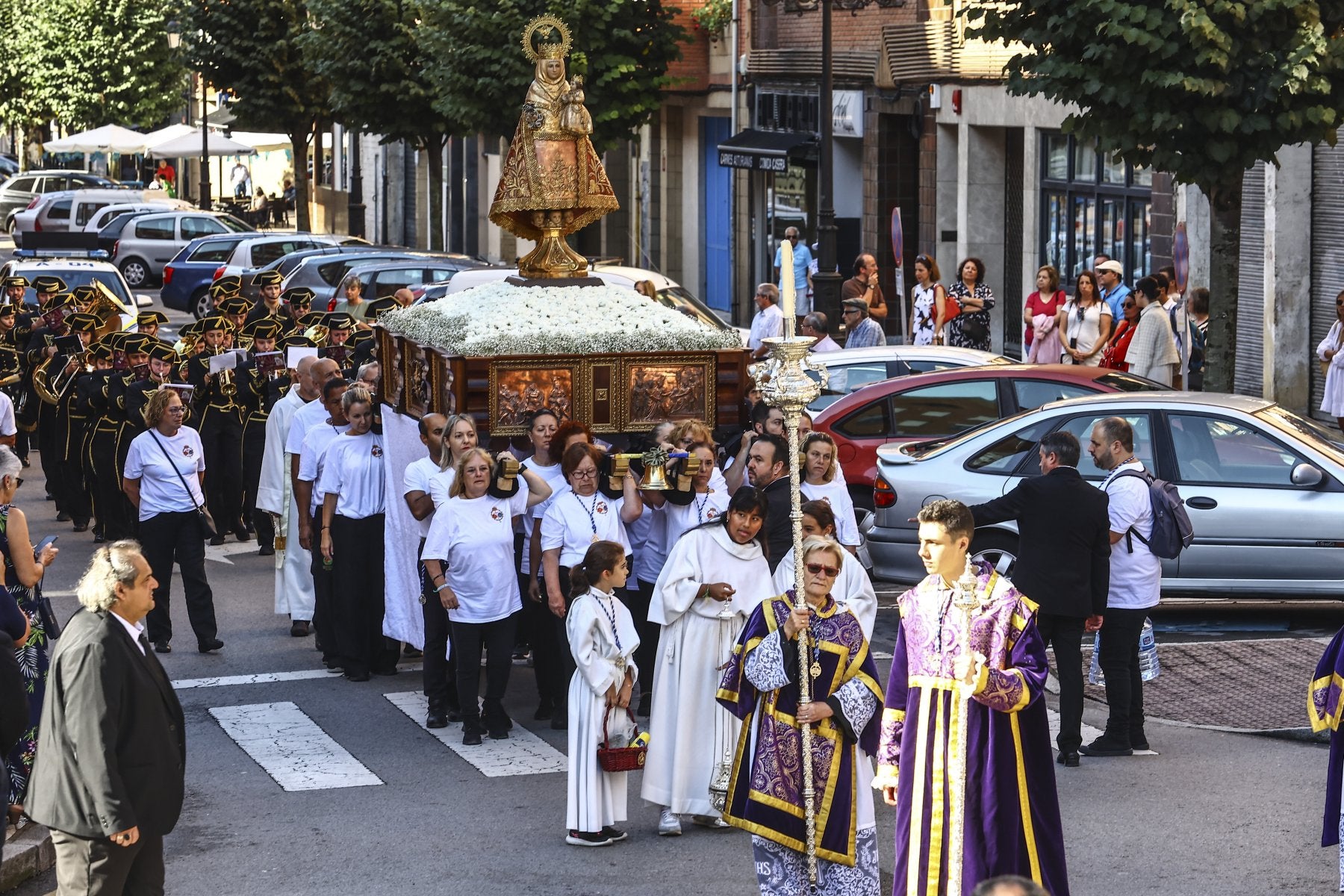 La procesión de las pasadas fiestas de Teatinos.