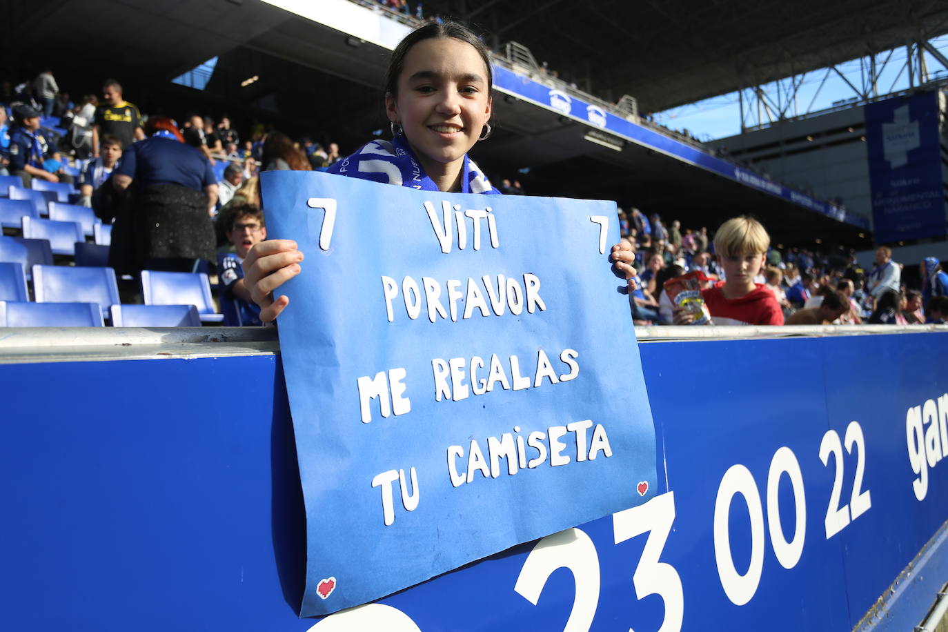 ¿Estuviste viendo el Oviedo - Burgos en el Tartiere? ¡Búscate en las fotos!