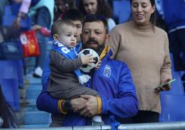 ¿Estuviste viendo el Oviedo - Burgos en el Tartiere? ¡Búscate en las fotos!