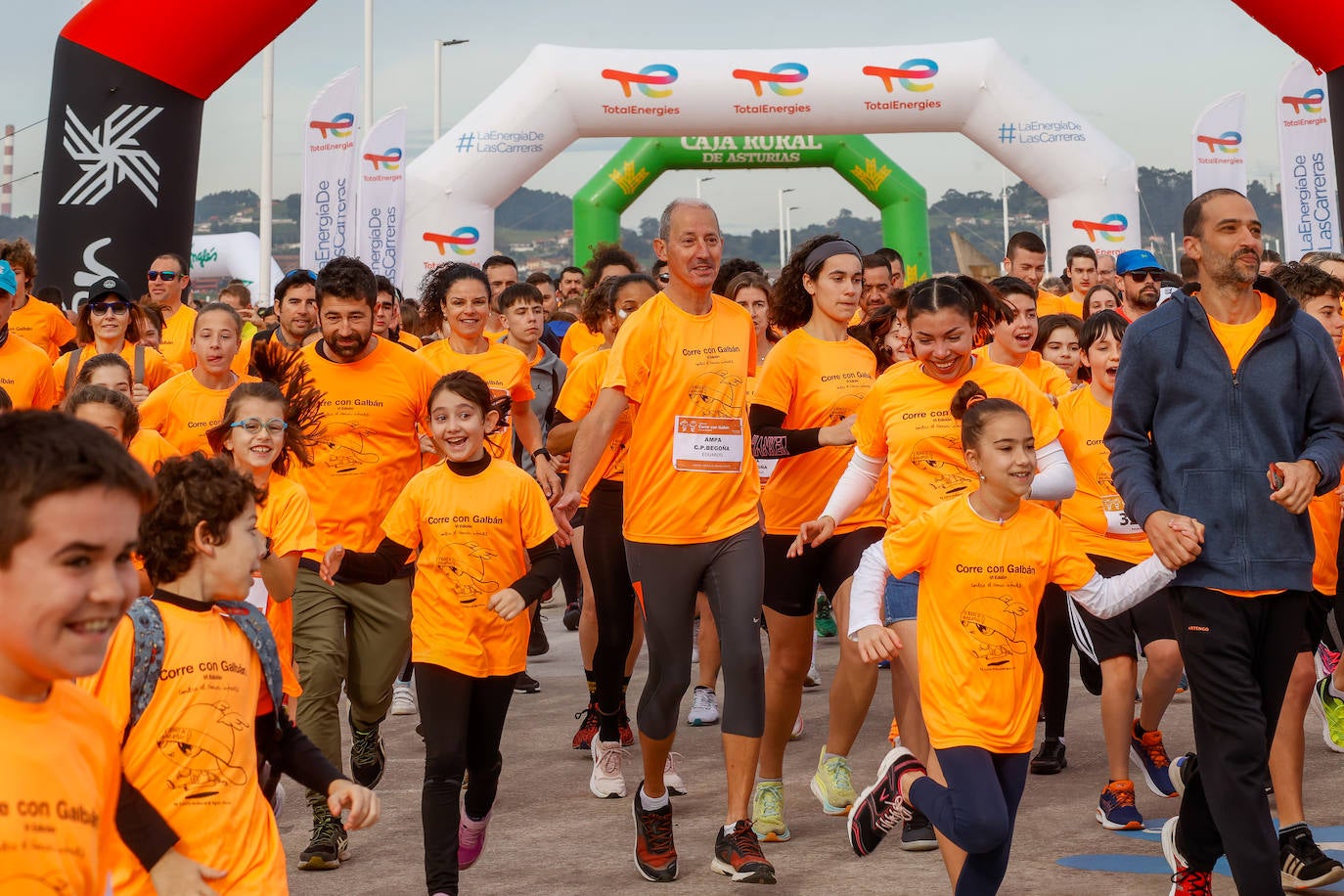 Las imágenes de la carrera Galbán en Gijón