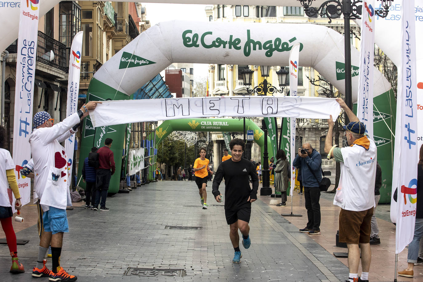 Las imágenes de la carrera Galbán en Oviedo