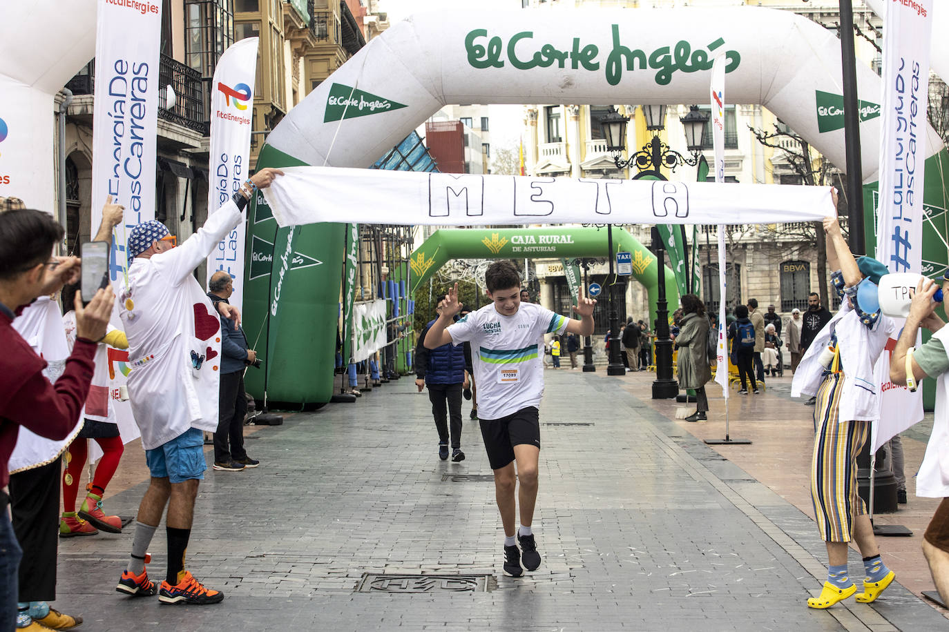 Las imágenes de la carrera Galbán en Oviedo