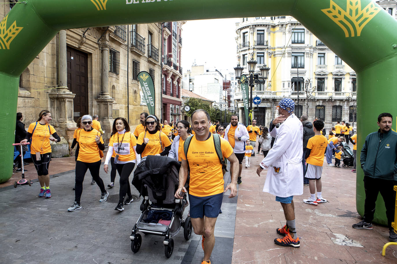 Las imágenes de la carrera Galbán en Oviedo