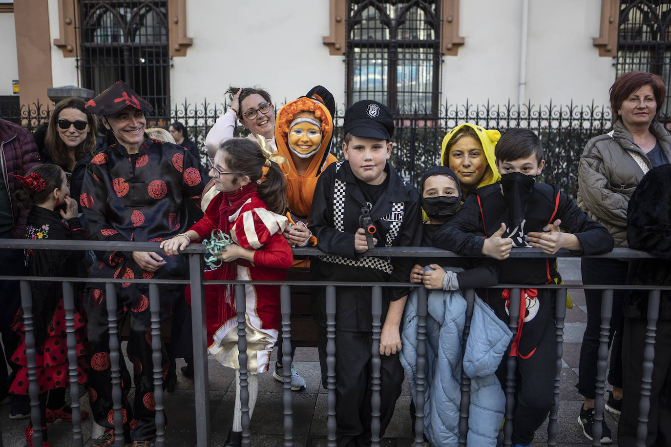 La celebración del antroxu de Oviedo, en imágenes