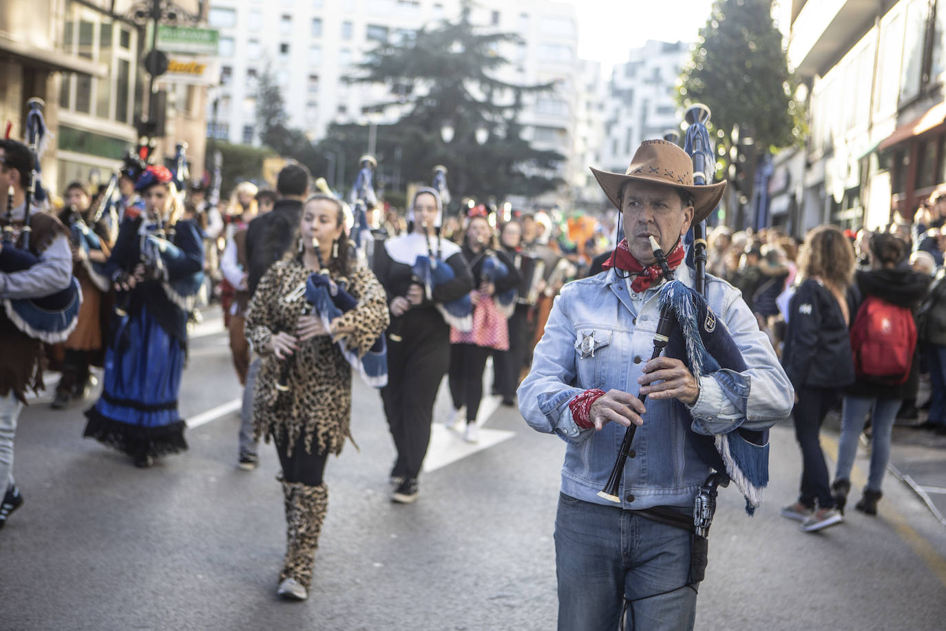 La celebración del antroxu de Oviedo, en imágenes