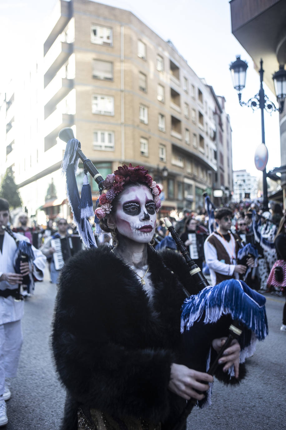 La celebración del antroxu de Oviedo, en imágenes