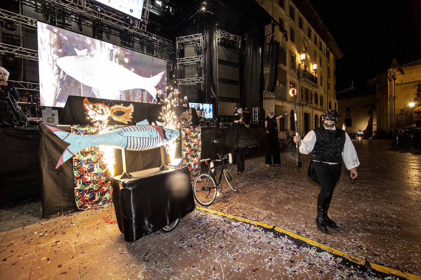 La celebración del antroxu de Oviedo, en imágenes