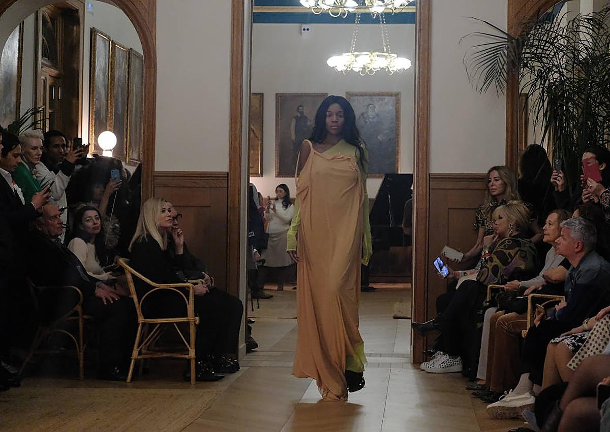 Imagen secundaria 1 - La moda se viste de Asturias en Madrid