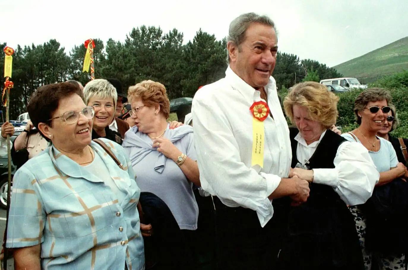 La vida de Arturo Fernández, el galán gijonés, en imágenes