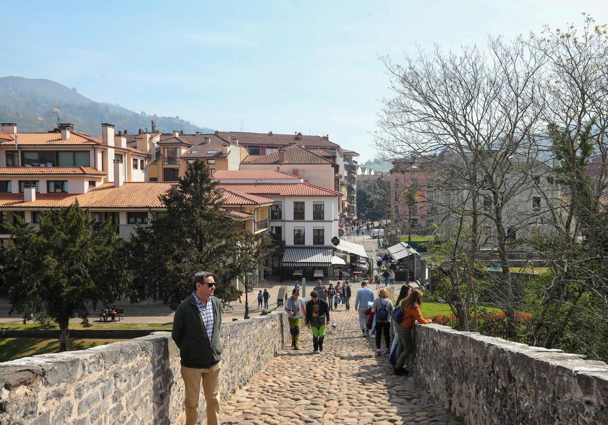 Netflix busca figurantes para su nuevo rodaje en Cangas de Onís