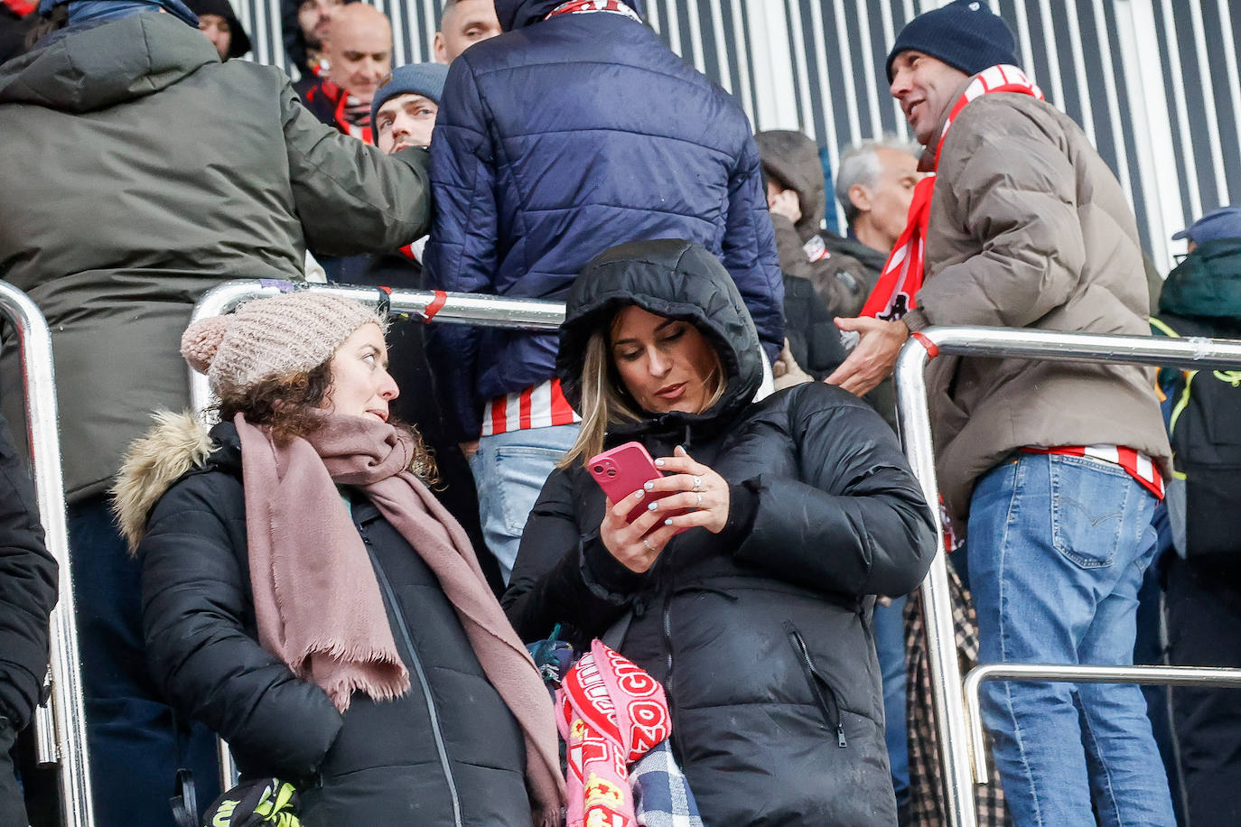 ¿Estuviste en el Burgos - Sporting? ¡Búscate en las fotos!