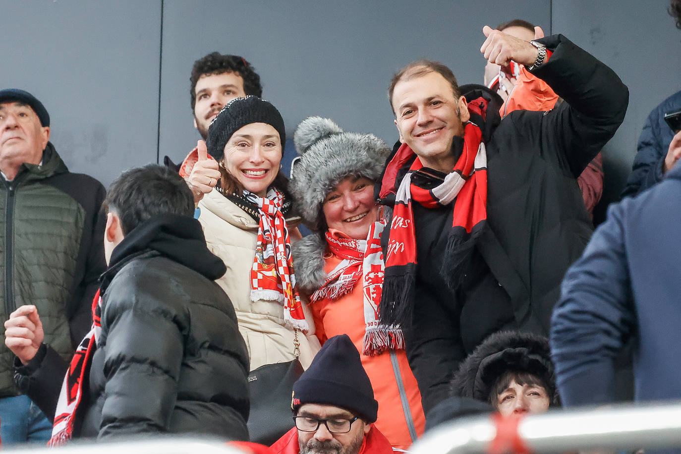 ¿Estuviste en el Burgos - Sporting? ¡Búscate en las fotos!