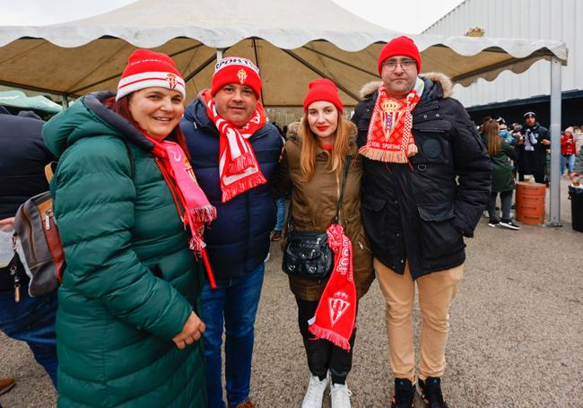 La afición del Sporting, preparada para el partido ante el Burgos