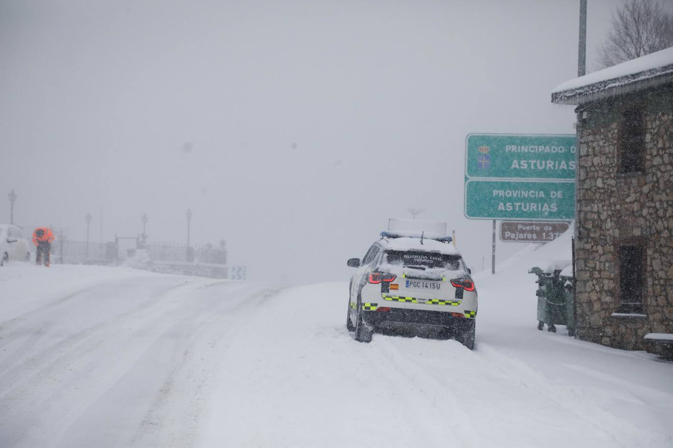 Lluvia, viento y nieve: el temporal &#039;Mónica&#039; pone a Asturias en alerta