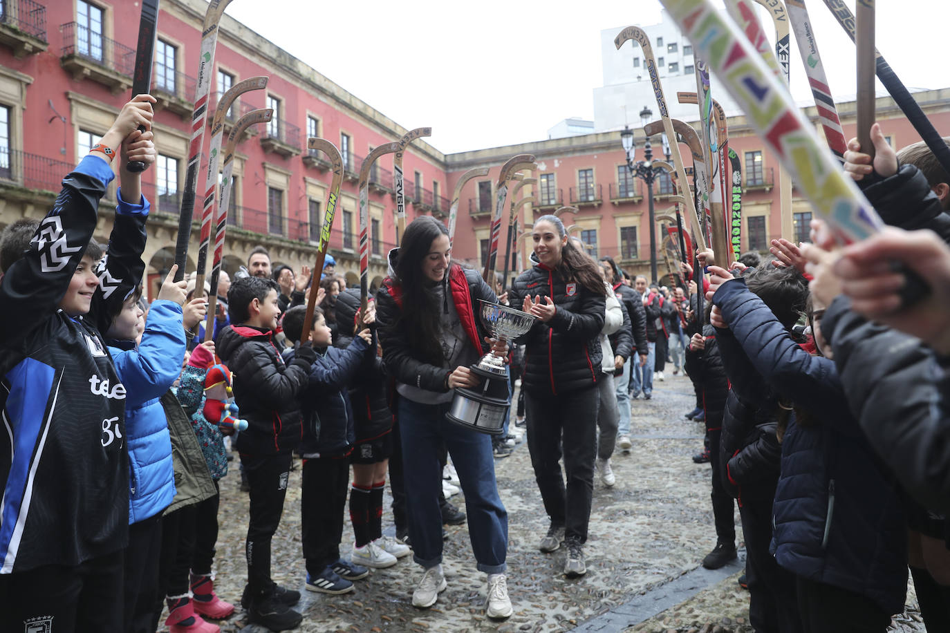 Gijón homenajea a las campeonas del mundo