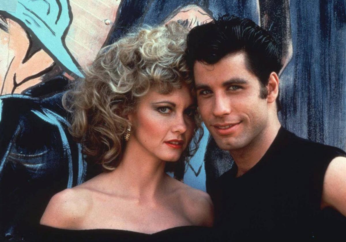 Olivia Newton John y John Travolta, en una escena de la película «Grease»