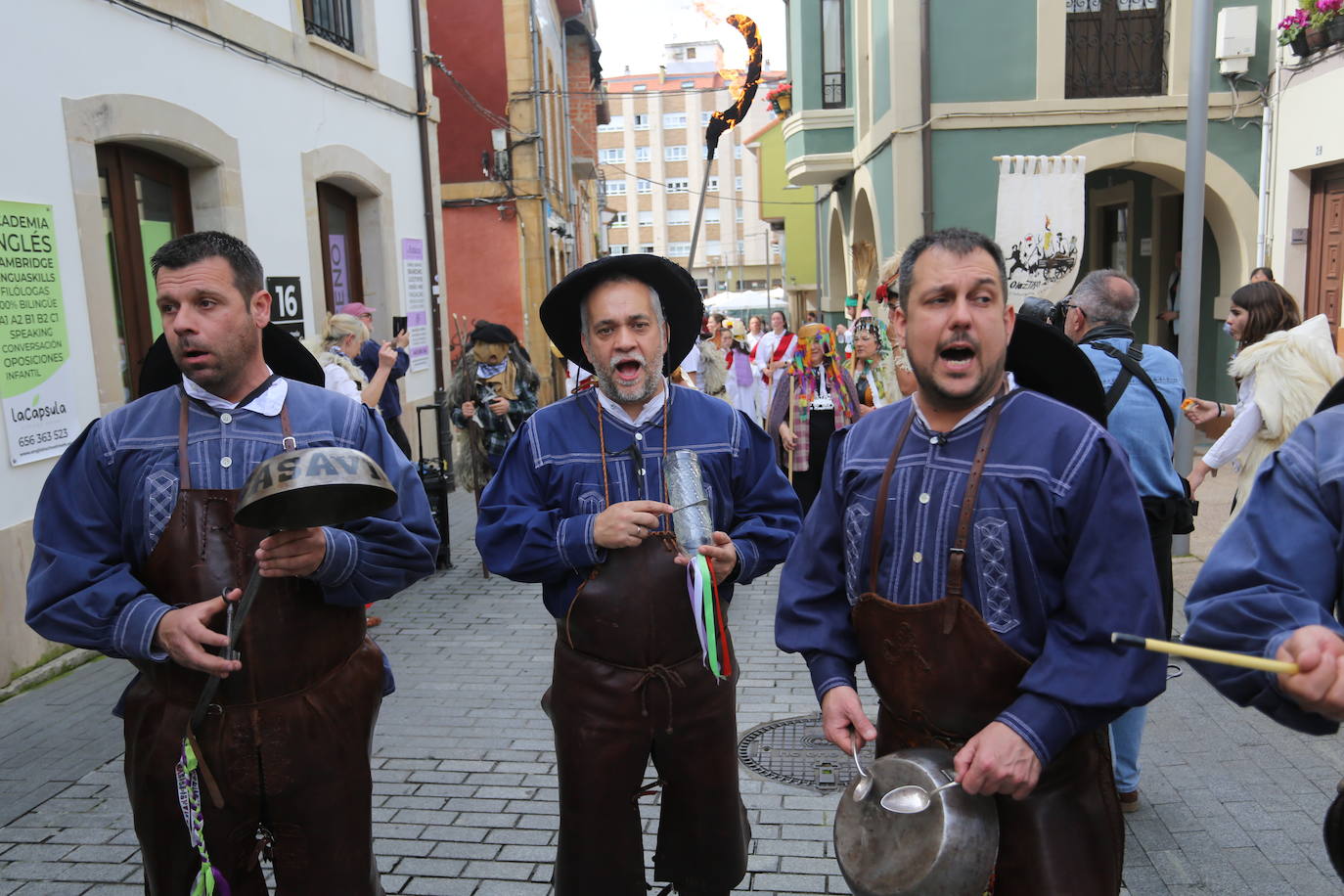 Pola de Siero disfruta con los mazcaritos de Valdesoto