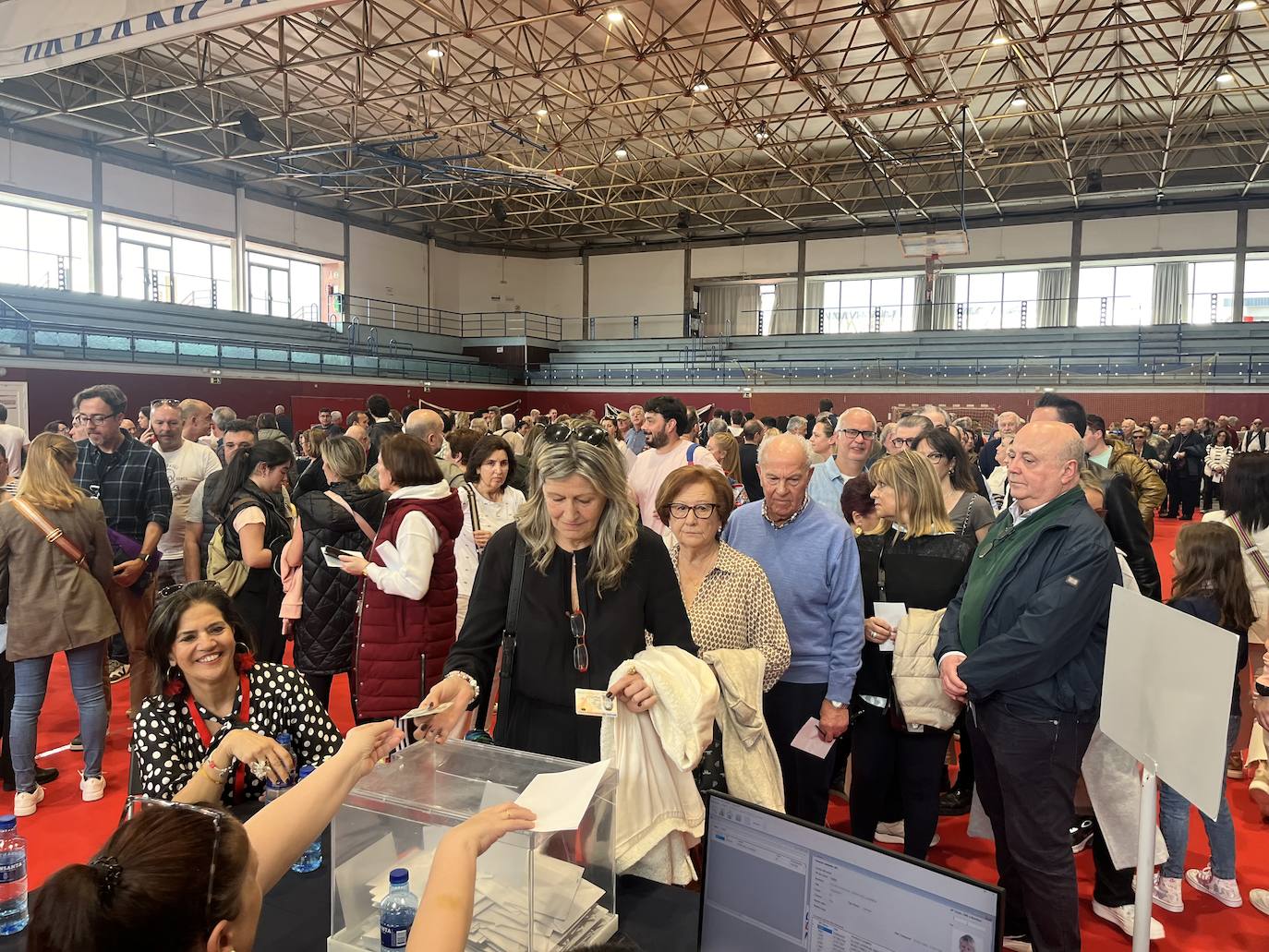 Notable participación en las elecciones del Grupo Covadonga