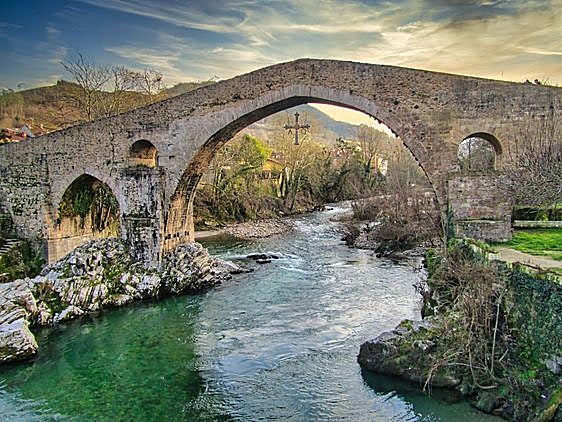 Vive una escapada ideal esta Semana Santa en Asturias