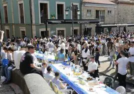 Este martes acudió a la oficina de la Antigua Pescadería el último grupo que pudo elegir su sitio