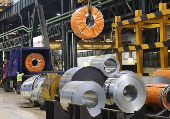 La producción del metal asturiano se estanca y el empleo cae un 7% por la debilidad económica