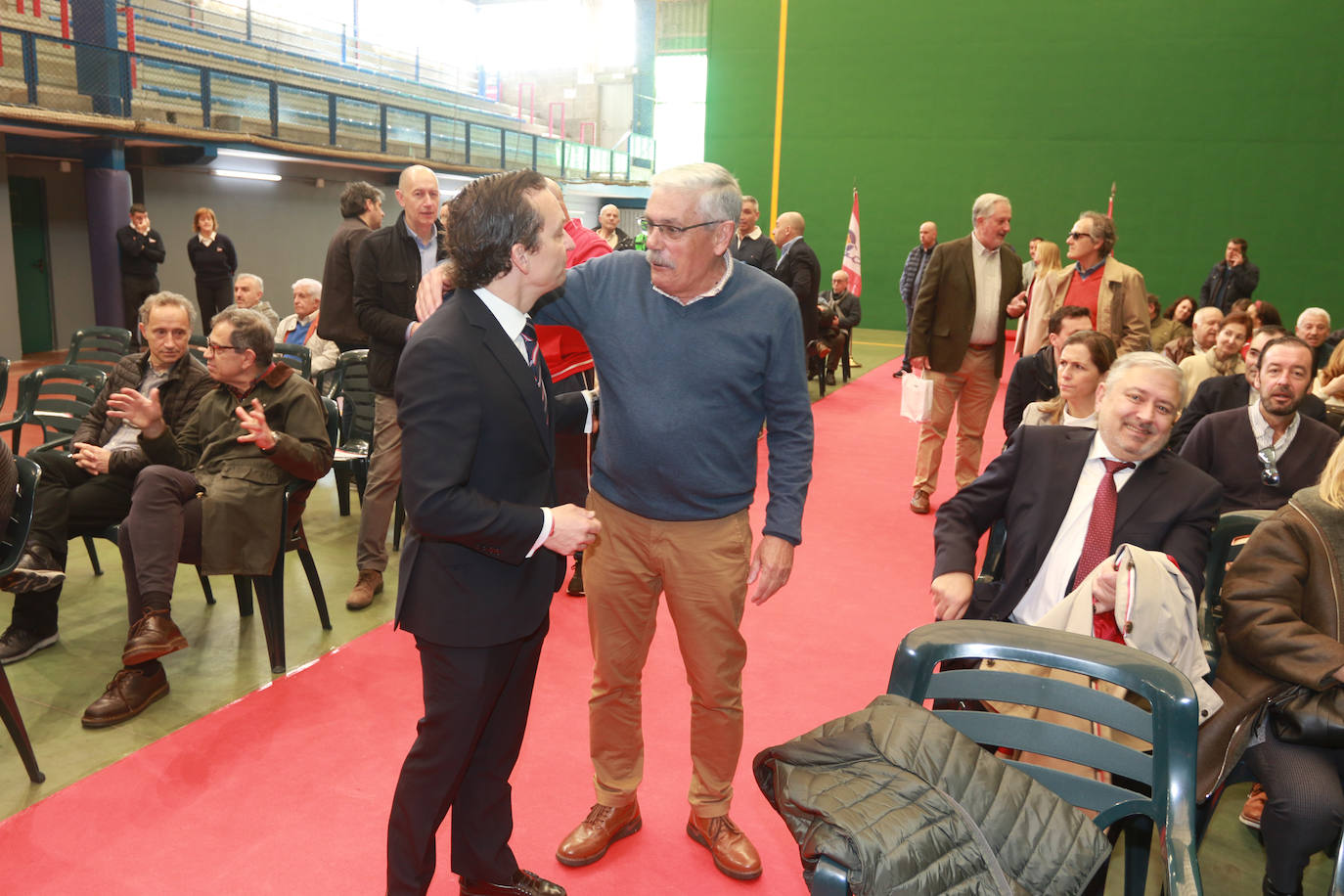 Las imágenes de la toma de posesión de Joaquín Miranda como nuevo presidente del Grupo Covadonga