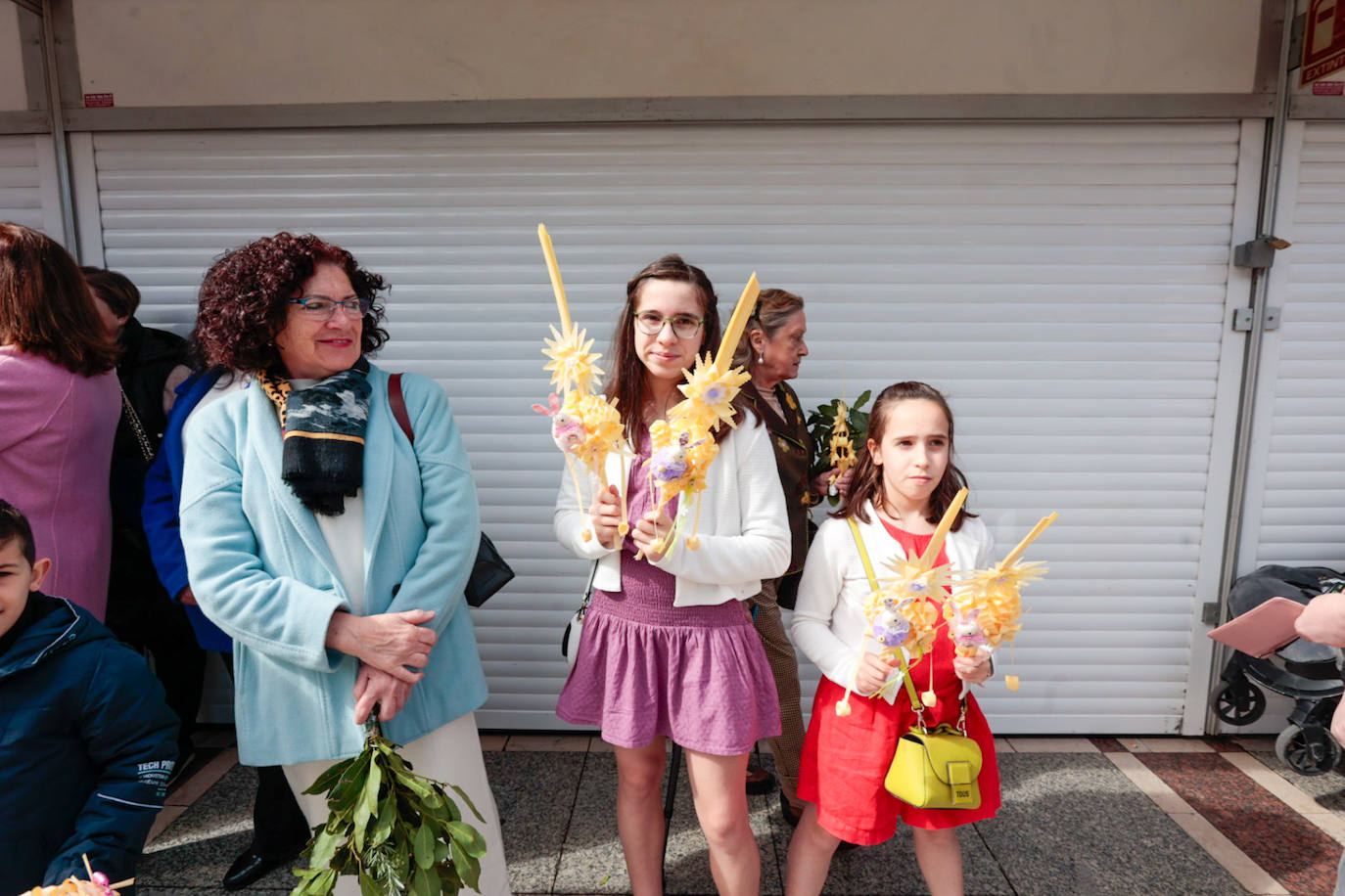 Asturias abre la Semana Santa con un multitudinario Domingo de Ramos