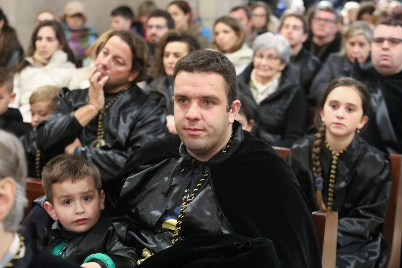 La lluvia impide salir a las cofradías del Santo Encuentro de Avilés
