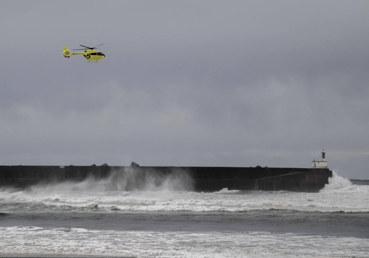 El fuerte oleaje en Asturias acaba con la vida de dos personas