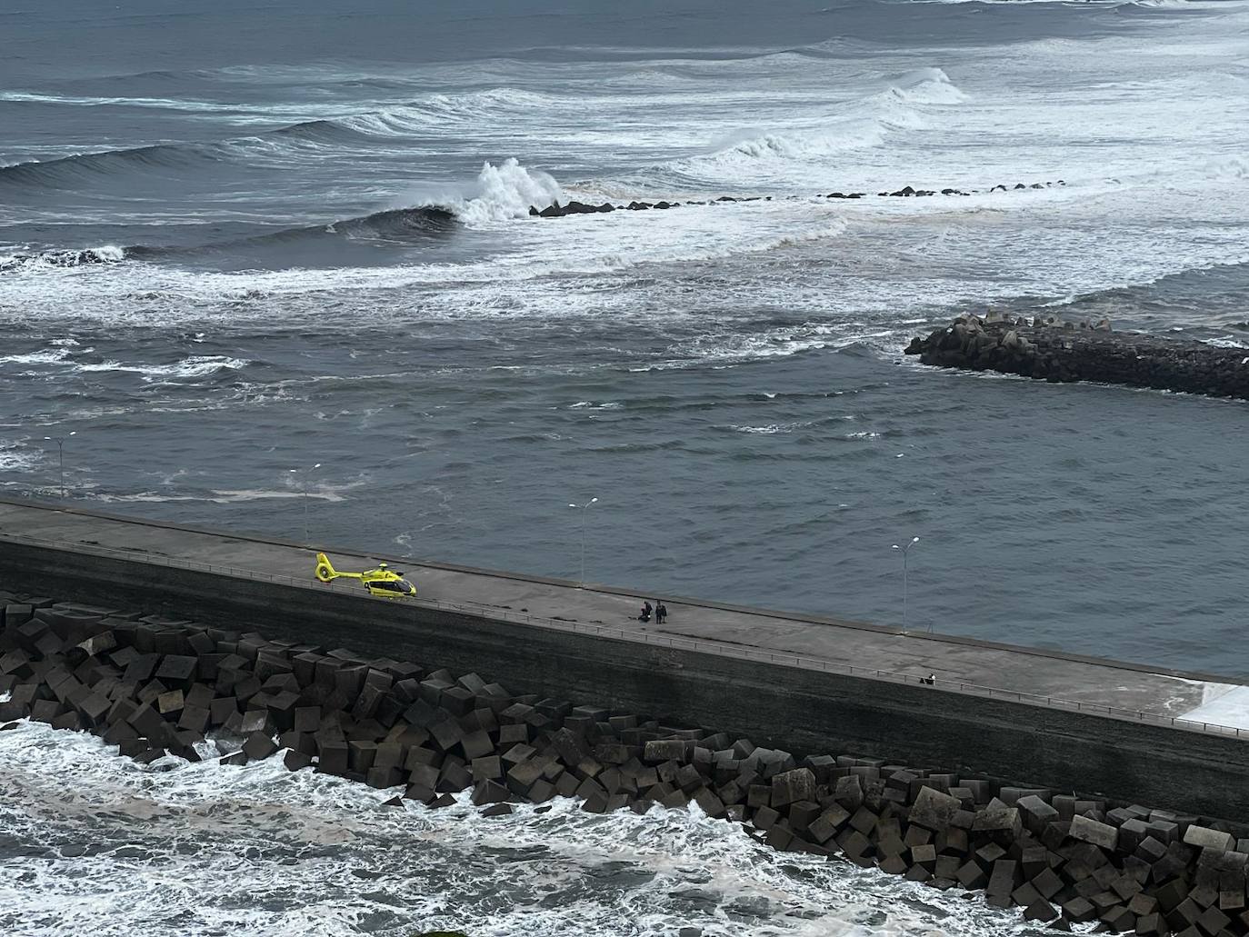 El fuerte oleaje en Asturias acaba con la vida de dos personas