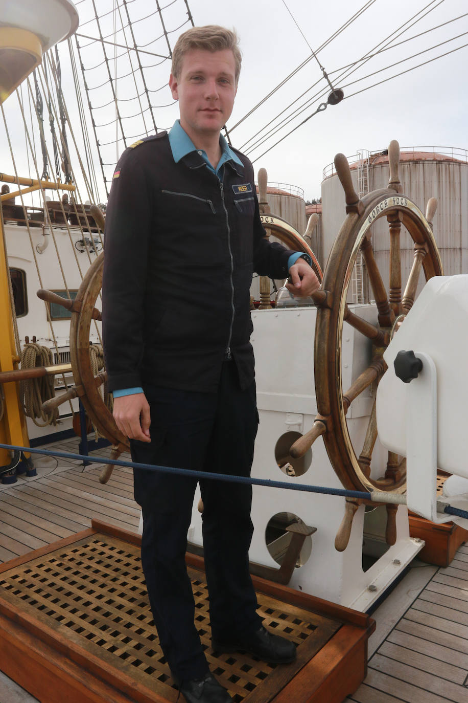 El &#039;Gorch Fock&#039; recibe a los visitantes