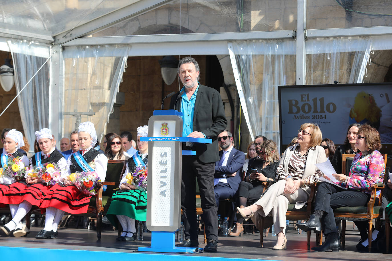 Todas las fotos del desfile de carrozas de las fiestas de El Bollo de Avilés