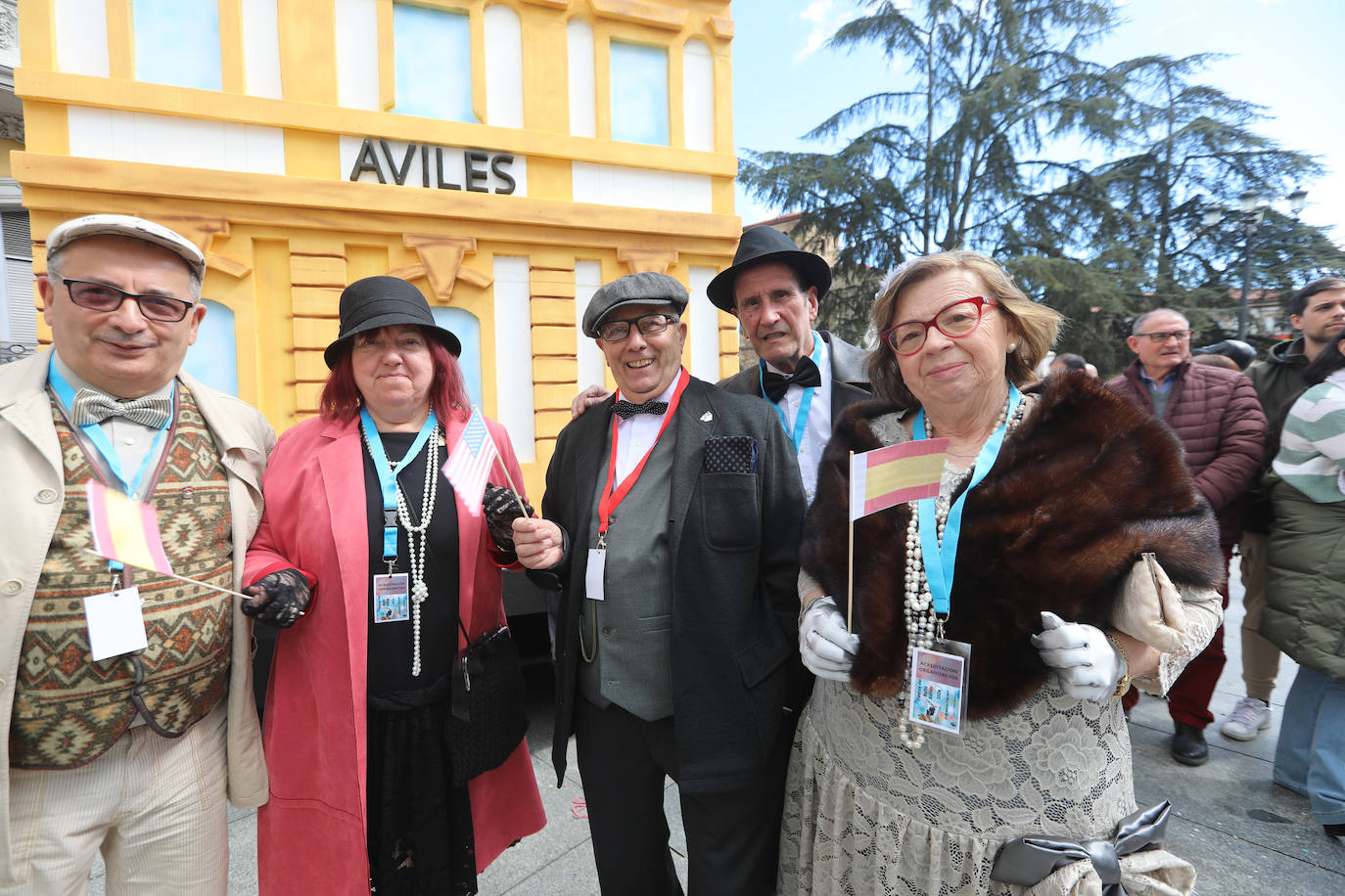 Todas las fotos del desfile de carrozas de las fiestas de El Bollo de Avilés