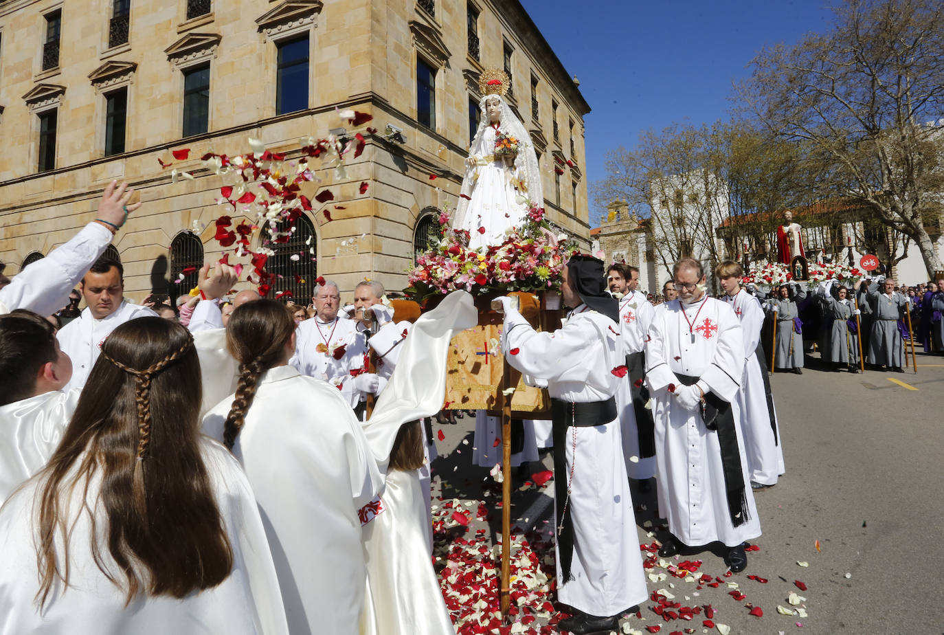 Multitudinario Encuentro de Resurrección a orillas del mar