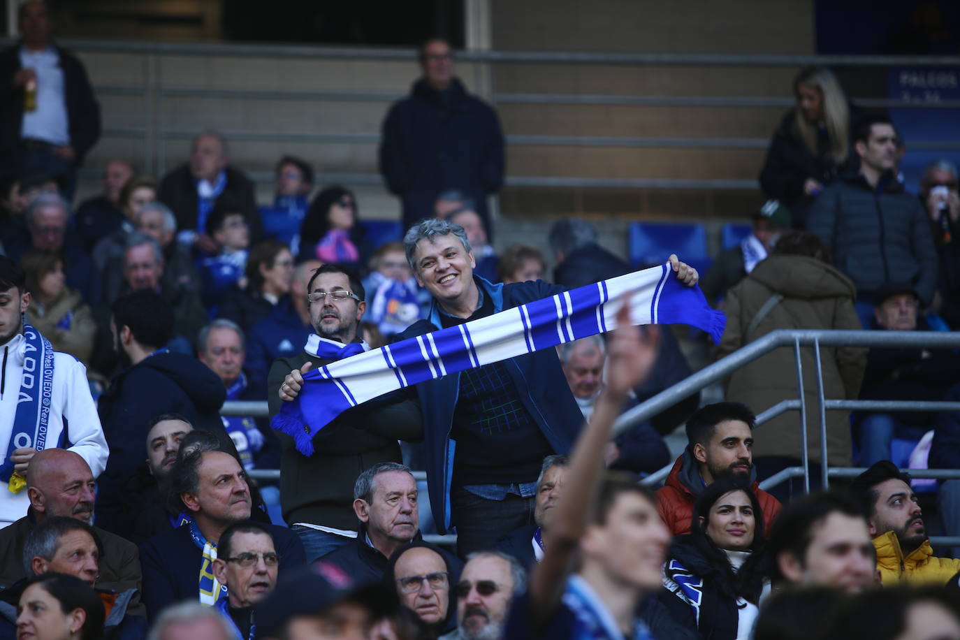 ¿Estuviste en el Real Oviedo - Villarreal B? ¡Búscate en las fotos!