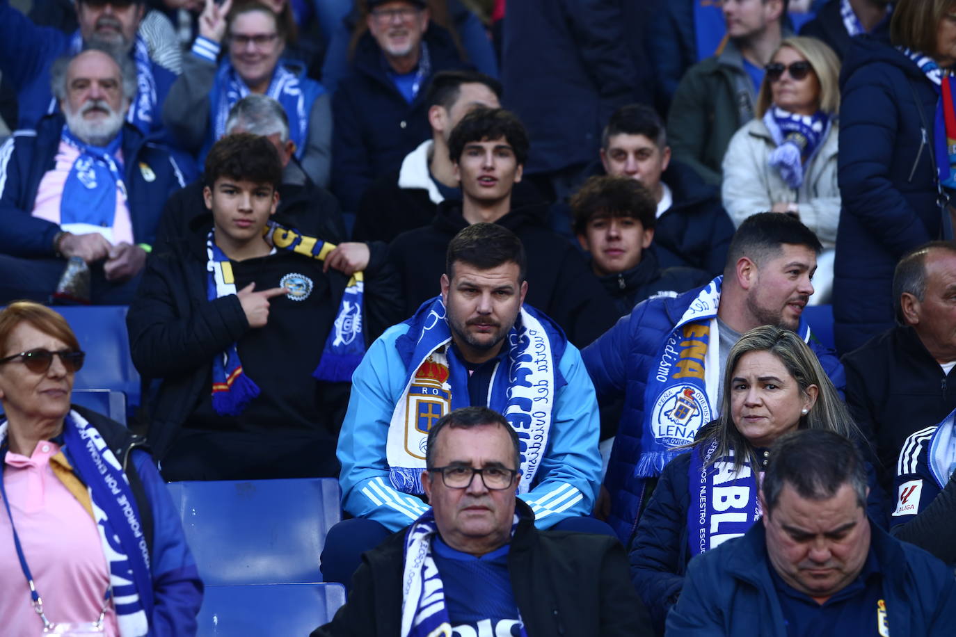 ¿Estuviste en el Real Oviedo - Villarreal B? ¡Búscate en las fotos!