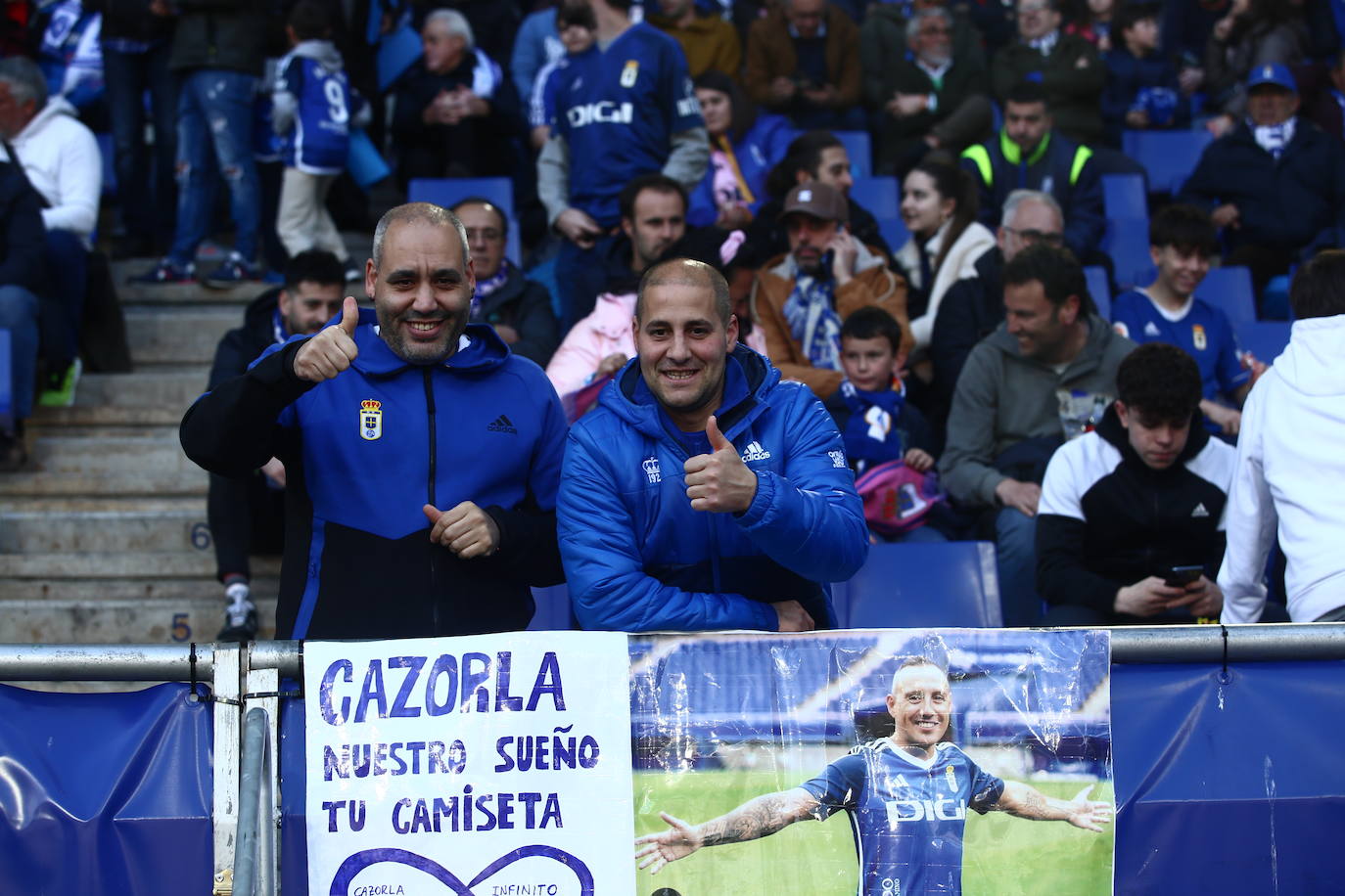 ¿Estuviste en el Real Oviedo - Villarreal B? ¡Búscate en las fotos!