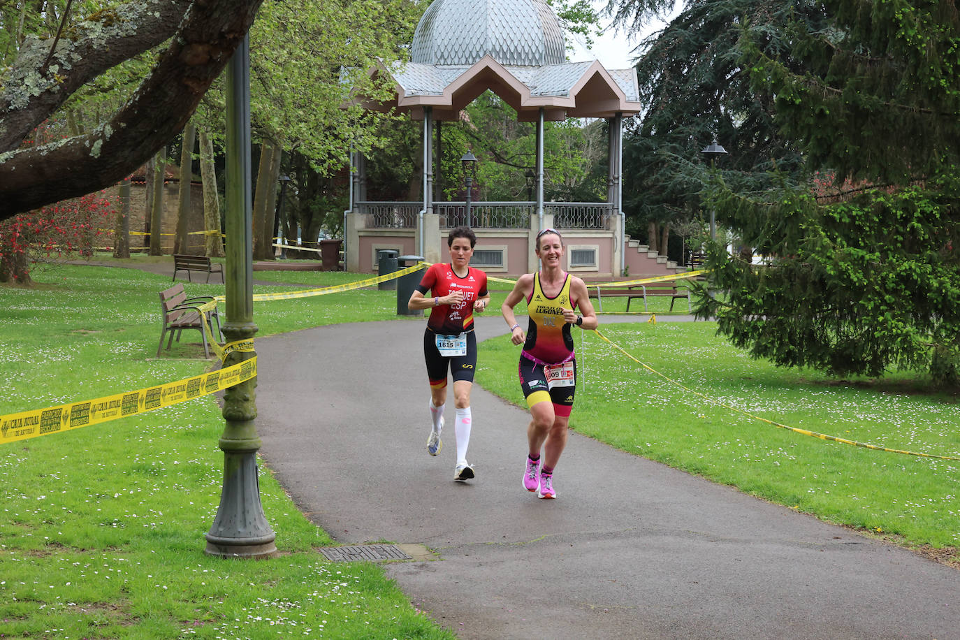 Las imágenes que deja la primera jornada del Duatlón en Avilés